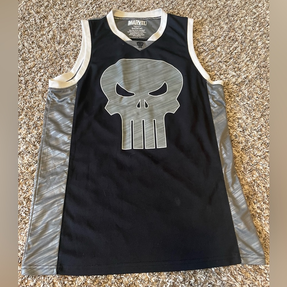 Marvel Punisher black and grey basketball jersey size SM (34/36)